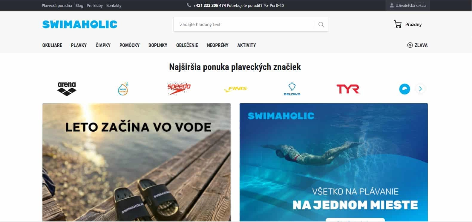 Swimaholic homepage: žena v bazéne a čierne šľapky