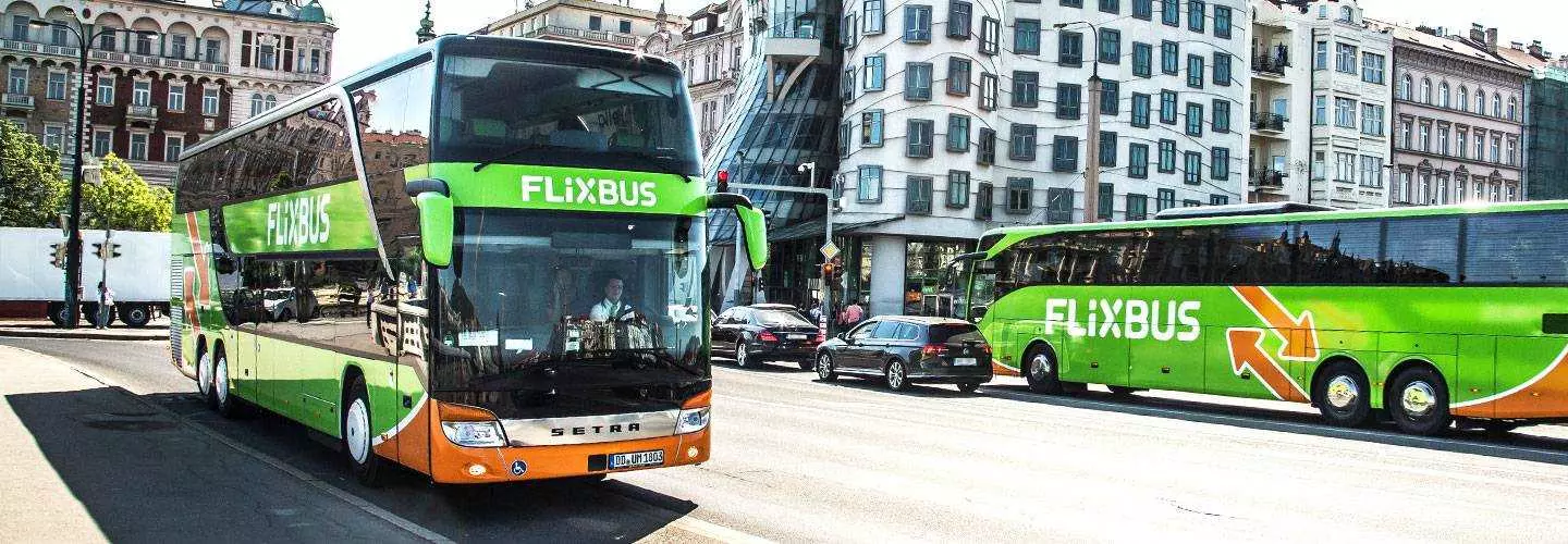 flixbus - flixbus na ceste v meste