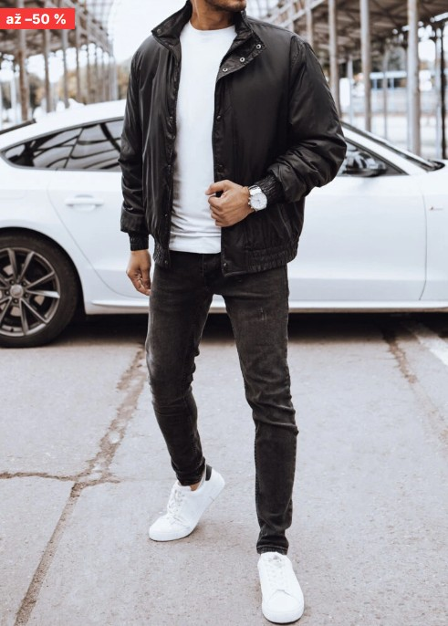 London club - muž v čierno-bielom outfite