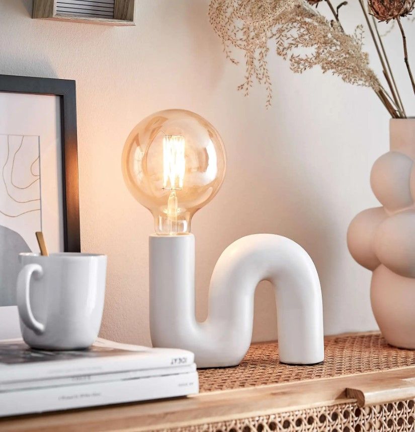 stolná lampa z e-shopu Butlers