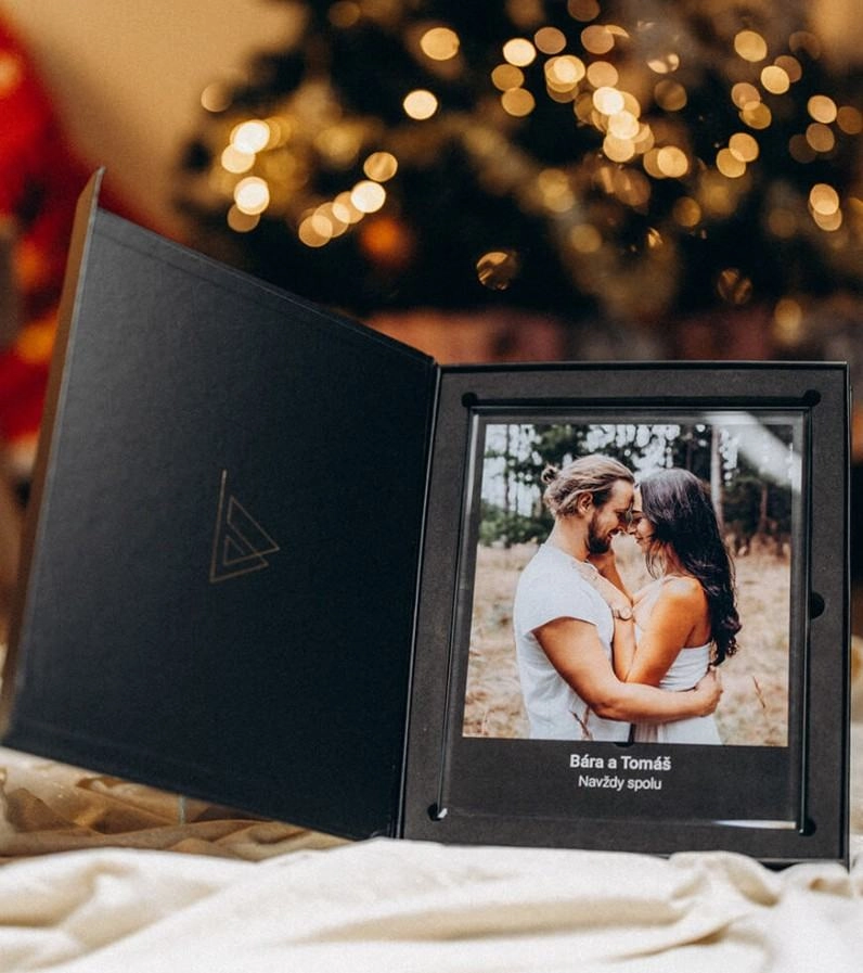 sklenená doska v darčekovom balení