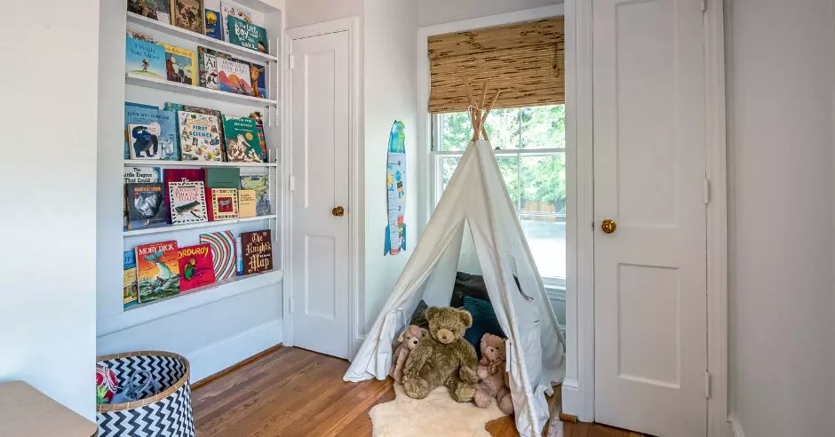 detska-izba-knihy-hracky